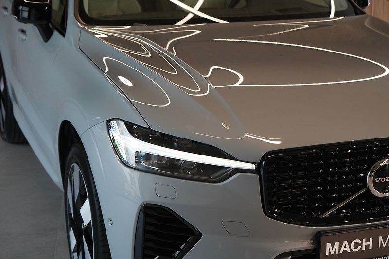 Volvo XC60 T8 Ultra Dark PHEV, Pano, 360° - fotka 5 z 48