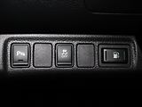 Nissan Navara 2,3 dCi 140kW AT Tekna 1.maj. - náhled 23