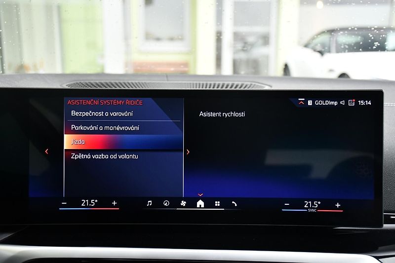 BMW i4 eDrive40 97%SoH - fotka 35 z 38