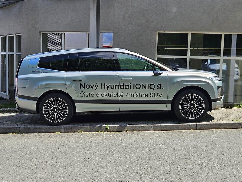Hyundai Ostatní 110.3 kWh 314kW, 4x4, 1.maj. - fotka 6 z 62