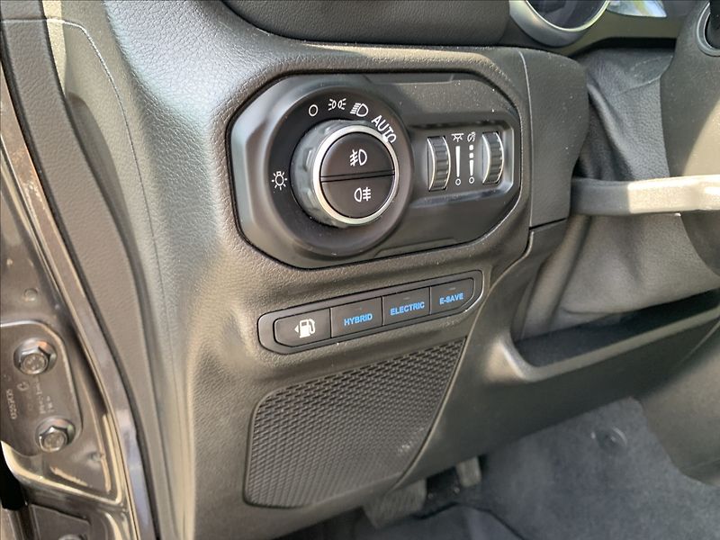 Jeep Wrangler 2,0 4xe RUBICON,ORIGINAL ARB - fotka 15 z 39