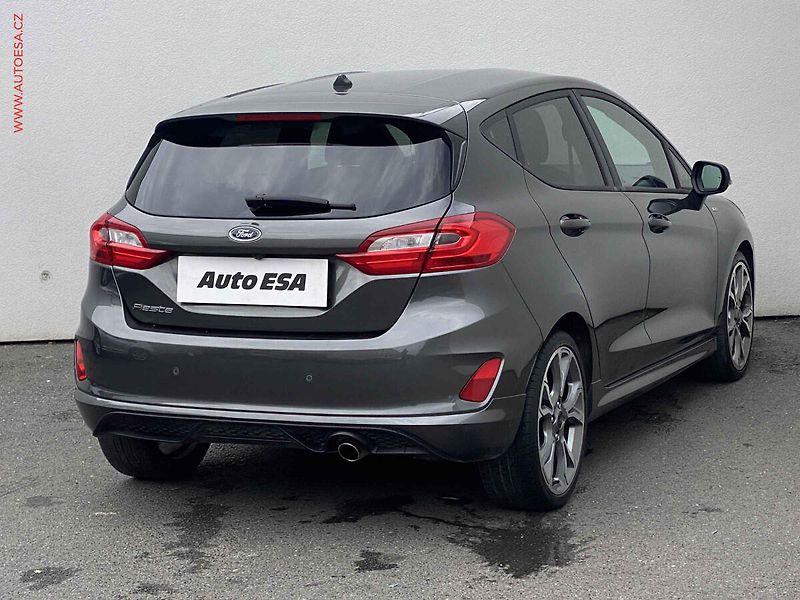 Ford Fiesta (2019) 1.0 EB, ST-Line, navi, kamera - fotka 4 z 18