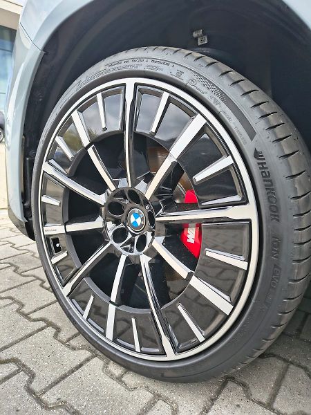 BMW Ostatní 50 xDrive M Sport Pro - fotka 6 z 17