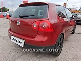 Volkswagen Golf (2006) 1.6 FSi, AC, tempo, park - náhled 1