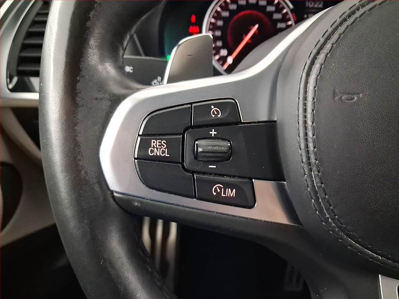 BMW X4 (2019) M40d - fotka 16 z 21