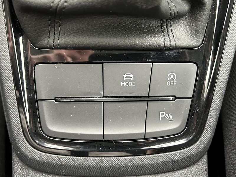 Škoda Scala 1.0 TSI Top selection - fotka 19 z 31