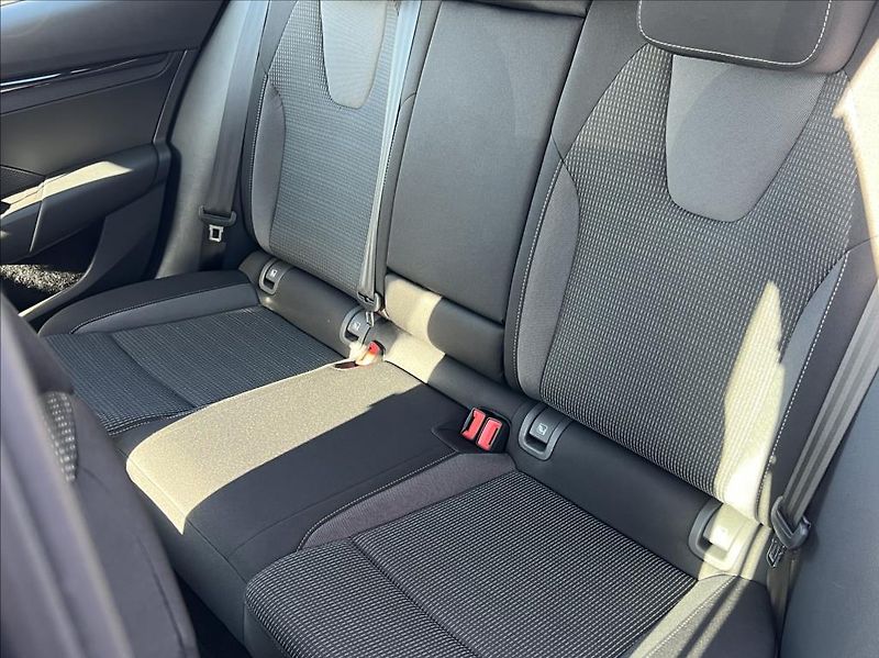 Škoda Octavia 2,0 TDi Ambition LED záruka - fotka 11 z 29