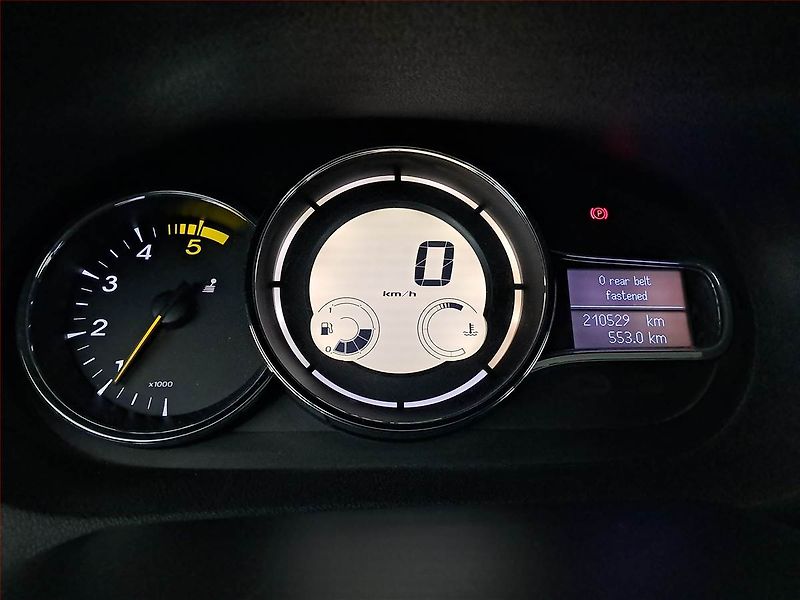Renault Mégane (2013) 1.6 dCi, Tempomat - fotka 11 z 19