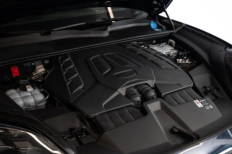 Porsche Cayenne S/V8/Ventilace/Bose/Záruka - fotka 26 z 29
