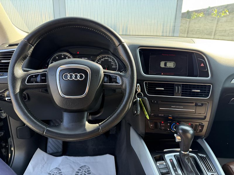 Audi Q5 2.0TSi 4x4 210PS KUŽE ALU AUT! - fotka 147 z 158