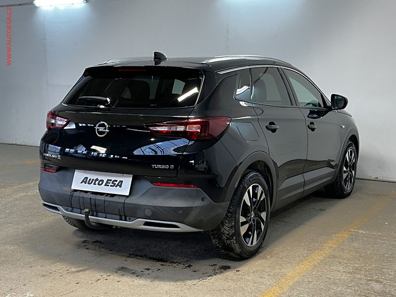 Opel Grandland X (2018) 1.5 CDTi, Innovation, TZ - fotka 4 z 19