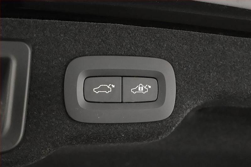 Volvo S90 (2018) D4 AWD - fotka 21 z 21
