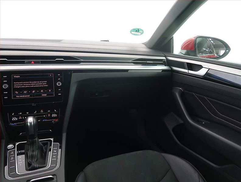 Volkswagen Arteon (2021) R-line 2.0 TDI - fotka 8 z 23