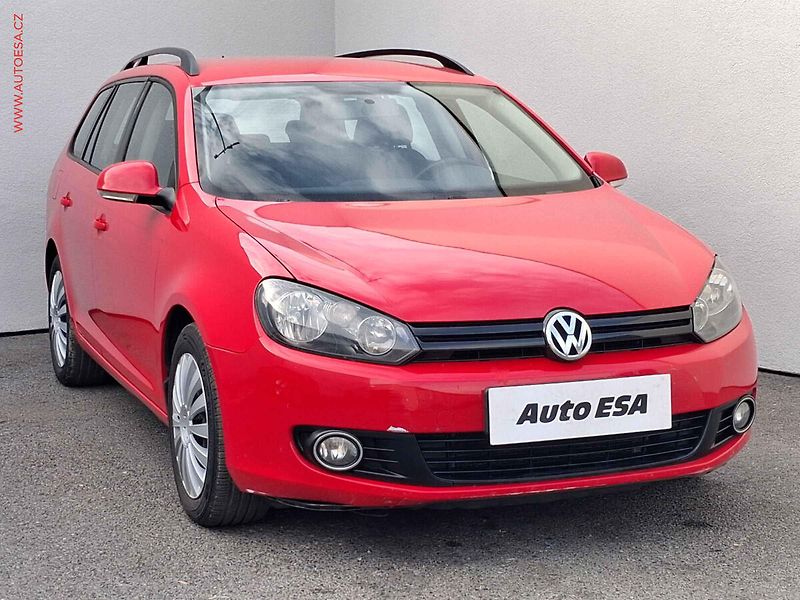 Volkswagen Golf (2012) 1.6 TDi, ČR, AC, tempo, park - fotografie inzerátu
