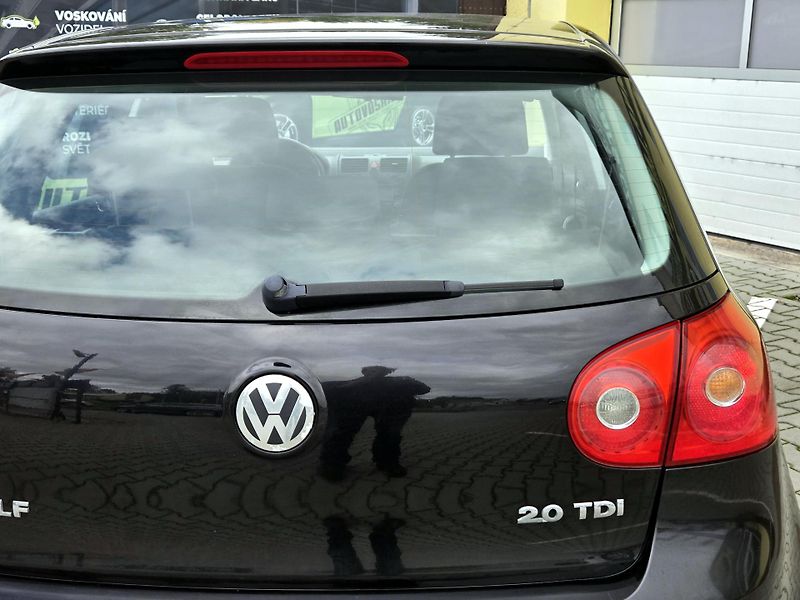 Volkswagen Golf TDi 103kW SPORT,ROZVODY - fotka 33 z 33