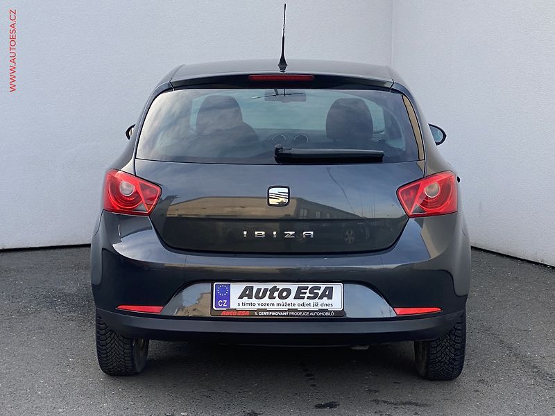 Seat Ibiza (2012) 1.4i, Copa, tempo - fotka 5 z 16