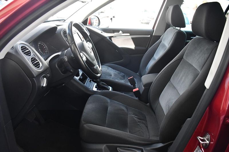Volkswagen Tiguan 2.0TDi 110kW TAŽNÉ DSG 4MOTION - fotka 10 z 47