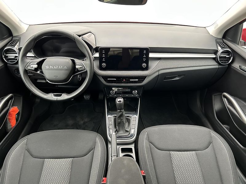 Škoda Fabia 1.0 TSI Top selection - fotka 6 z 27