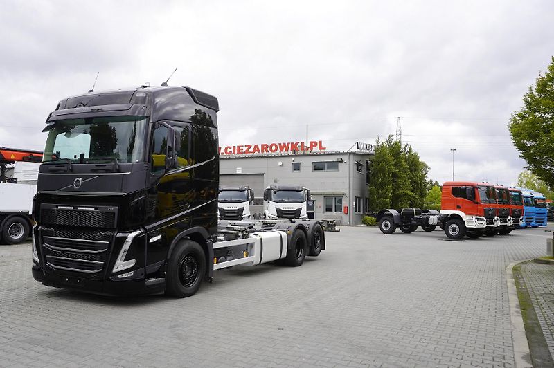 Volvo FH (2023) 500 6x2 / 180 tho. km / BDF - fotka 24 z 24
