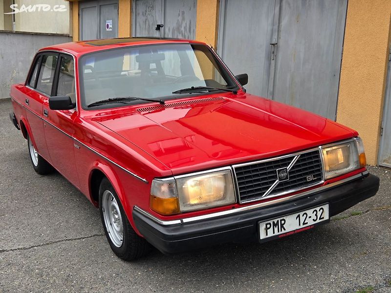 Volvo 240 (1979) 2.4 D6 Top Karoserie a lak - fotka 15 z 31