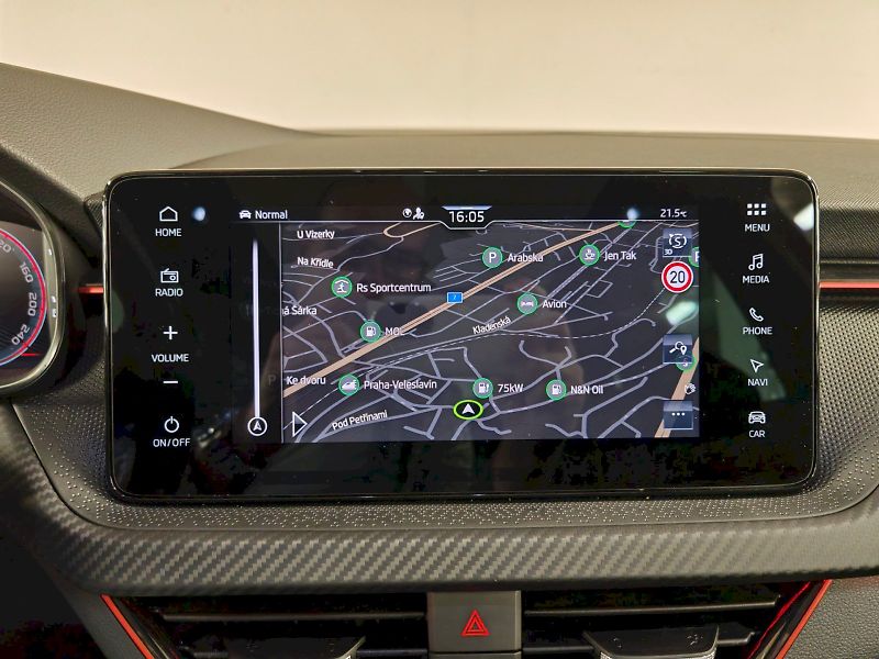Škoda Kamiq (2025) 1.0 TSI 85 kW DSG Monte Carlo - fotka 10 z 30