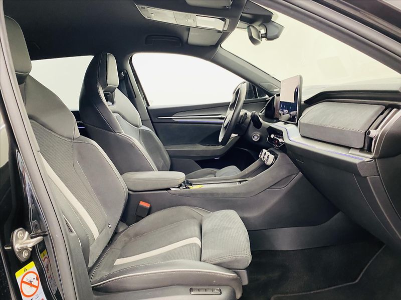 Škoda Kodiaq 2,0 TDI 142kW DSG 4x4 SportLin - fotka 8 z 25