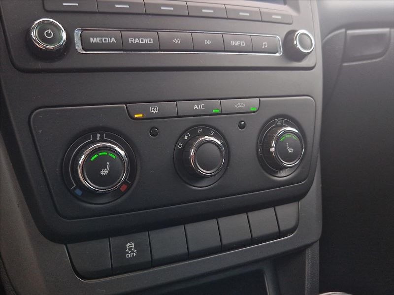 Škoda Yeti 1,4 TSI 90kW NOSIČ TAŽNÉ VÝHŘE - fotka 25 z 31