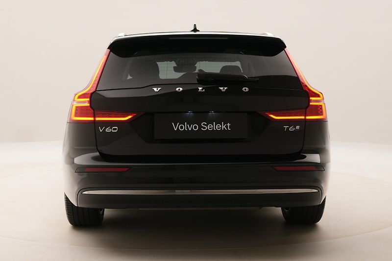 Volvo V60 T6 AWD BRIGHT ULTRA - fotka 12 z 66
