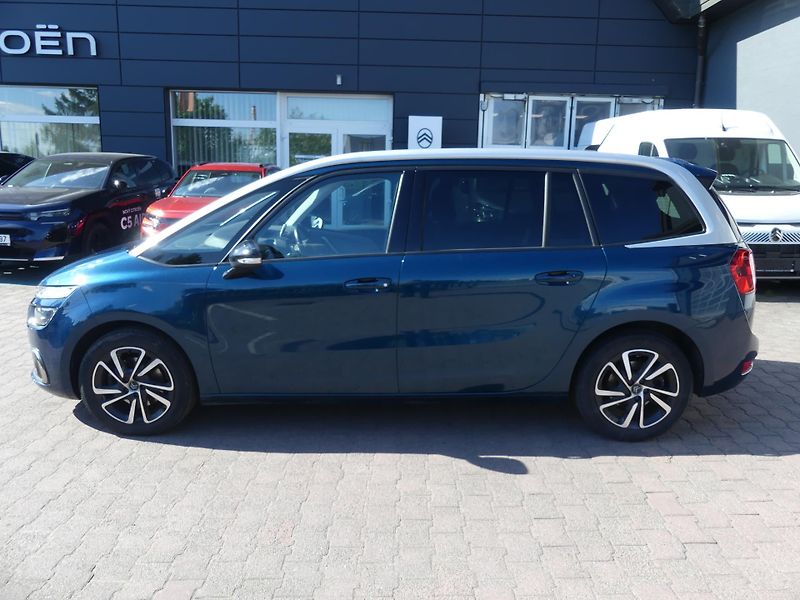 Citroën Grand C4 SpaceTourer (2022) 2,0 BlueHDi EAT8 - fotka 8 z 19
