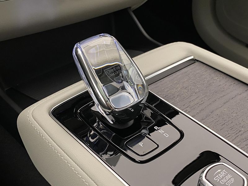 Volvo XC90 (2026) T8 AWD Plug-in BRIGHT PLUS 7m - fotka 40 z 71