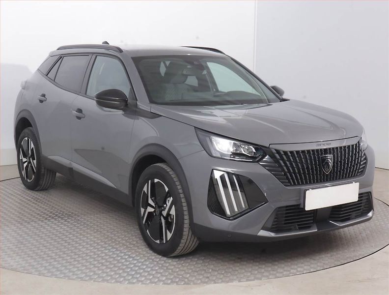 Peugeot 2008 (2025) 1.2 PureTech, Serv.kniha, Kůže - fotka 1 z 15