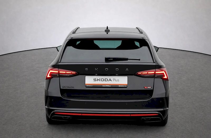 Škoda Octavia (2025) combi RS 2,0 Tsi 195 Kw DSG - fotka 41 z 44