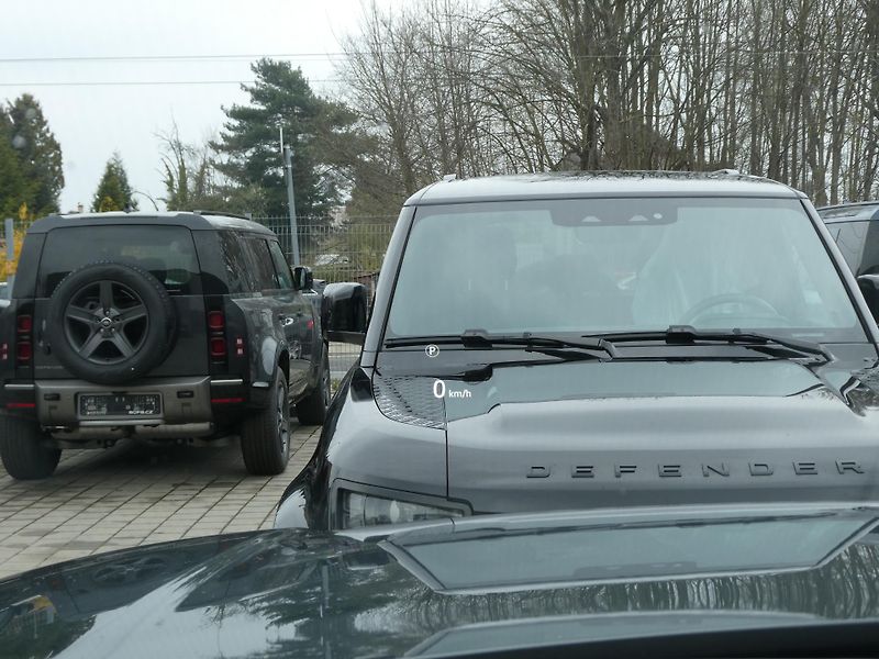 Land Rover Range Rover 4,4 Autobiography P530 - fotka 26 z 44