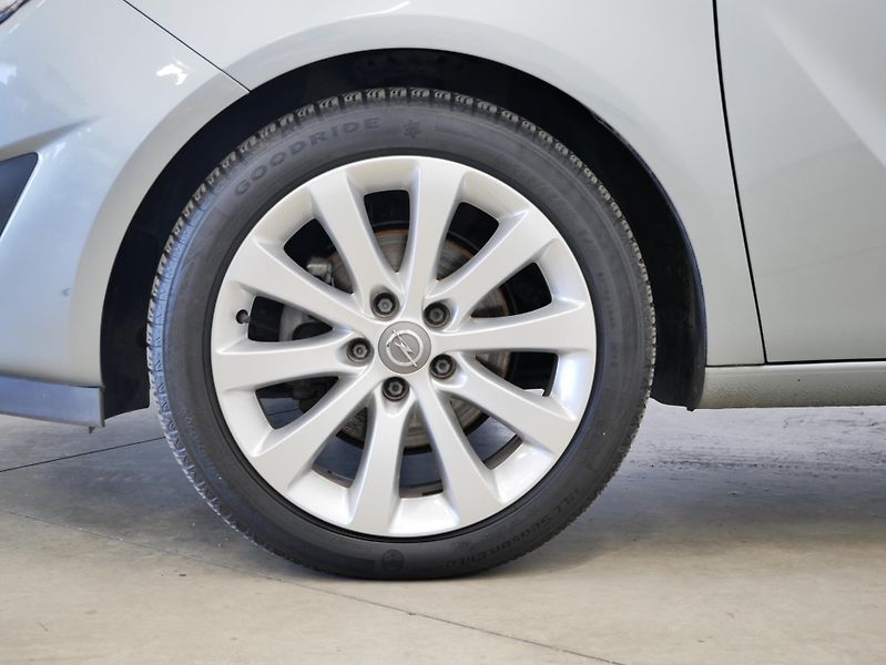 Opel Meriva - fotka 10 z 23