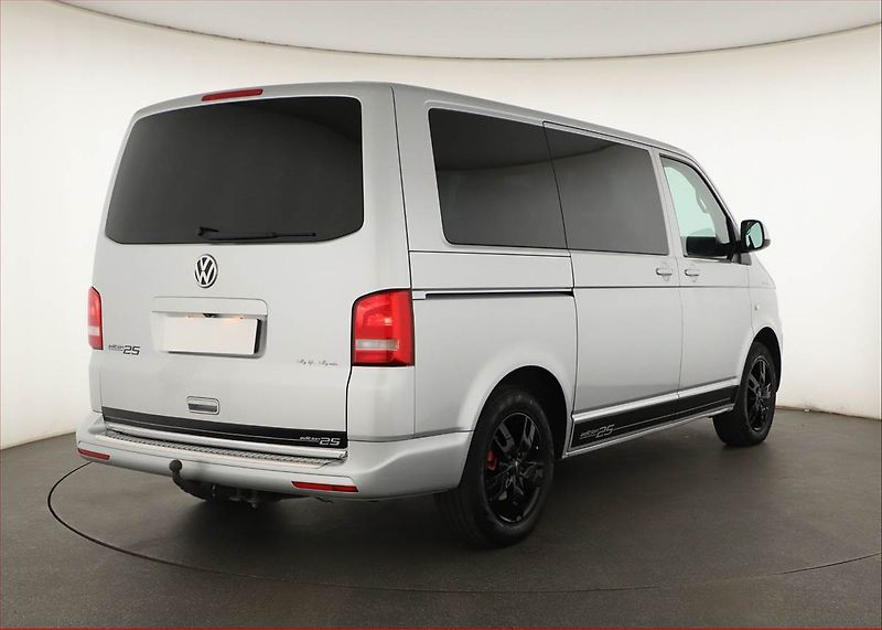 Volkswagen Multivan (2014) Highline 2.0 TDI - fotka 5 z 18