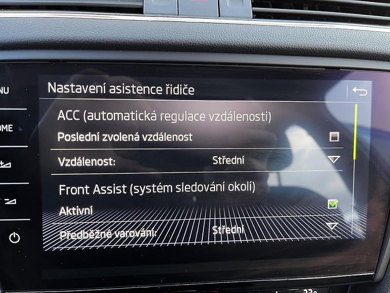 Škoda Octavia (2020) 2.0TDI STYLE NAVI KAMERA VÝHŘE - fotka 22 z 35