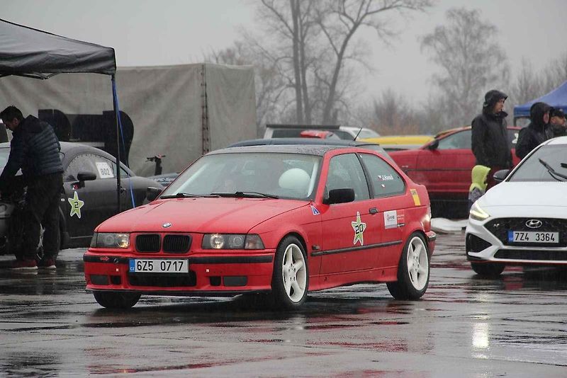 Rallyslalom 2024 Přerov na bochořském letišti.