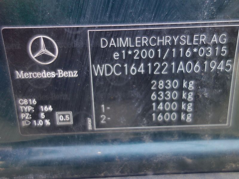 Mercedes-Benz Třídy M (2006) ML 320CDI 165kW 4MATIC - fotka 31 z 32