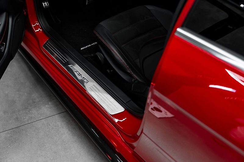 Mercedes-Benz Třídy C Black Series - fotka 20 z 23
