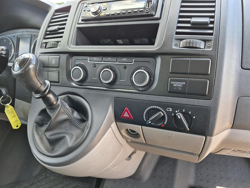 Volkswagen Transporter (2011) 2.0Tdi 9 mist klima - fotka 20 z 25