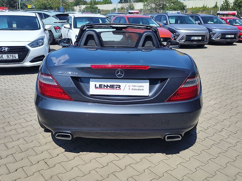 Mercedes-Benz SLK 250 CDI/150kW Cabrio - fotka 12 z 32