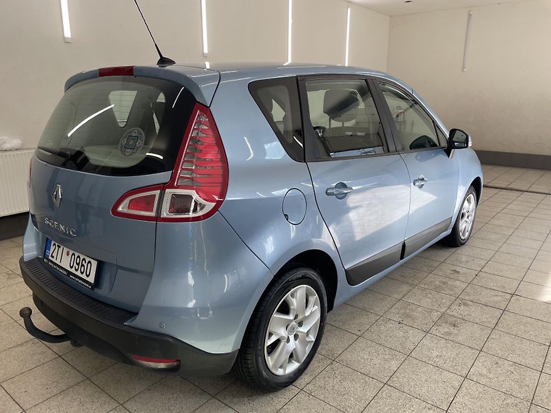 Renault Scénic (2012) Megane Scénic - fotka 2 z 12