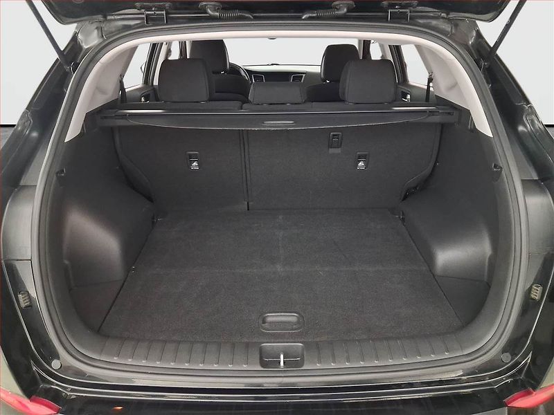 Hyundai Tucson (2016) Trikolor 1.7 CRDi, Serv.kniha - fotka 14 z 22