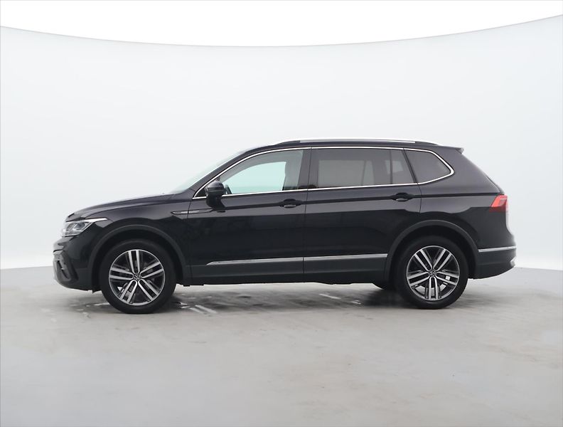 Volkswagen Tiguan Allspace 2,0 TDI DSG 4M CZ Elegance DPH - fotka 4 z 29