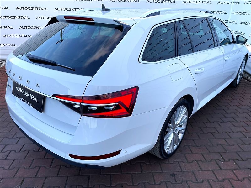 Škoda Superb 2,0 TDi,147kW,STYLE,DSG - fotka 9 z 28