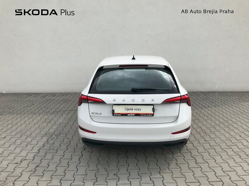 Škoda Scala (2023) AMB TS 110/1.5 M6F - fotka 10 z 25