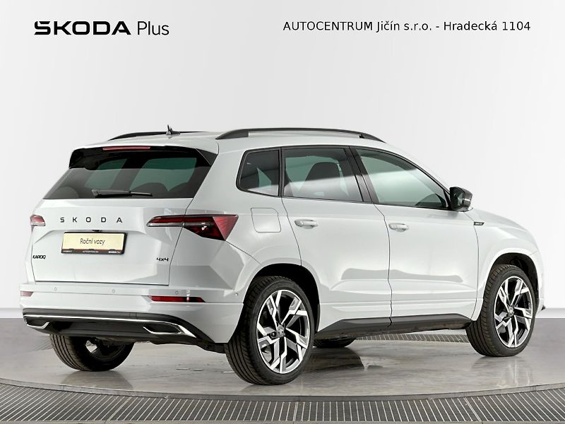 Škoda Karoq (2025) DSG 2.0TDI 110kW 4x4 SportLine - fotka 2 z 35