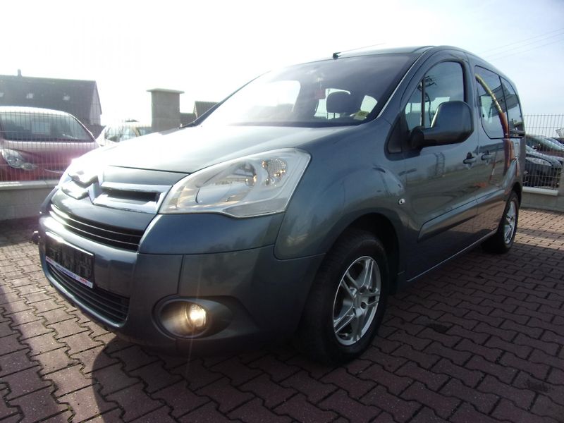 Citroën Berlingo (2009) 1,6i KLIMA VÝHŘEV  - fotka 3 z 31