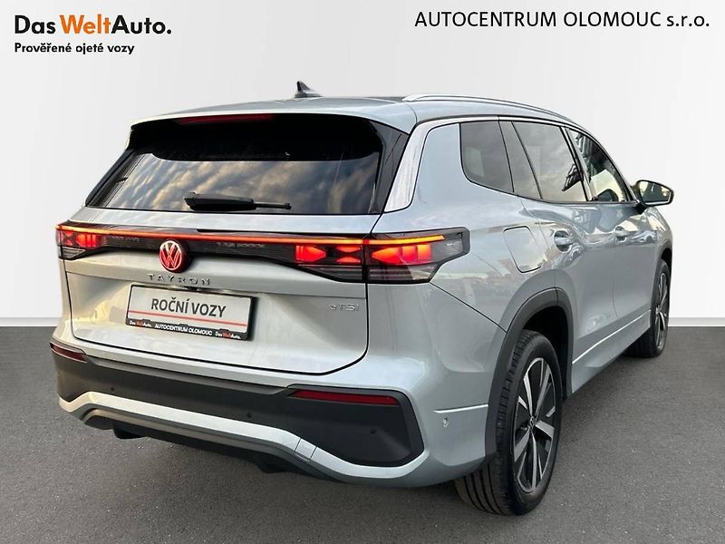 Volkswagen Tayron (2025) 1.5 eTSI 7DSG Life - fotka 2 z 35