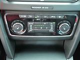 Škoda Superb (2011) 2.0TDi 4x4, ČR, DSG, navi - náhled 15